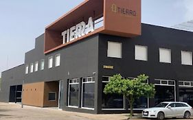 Hotel Tierra